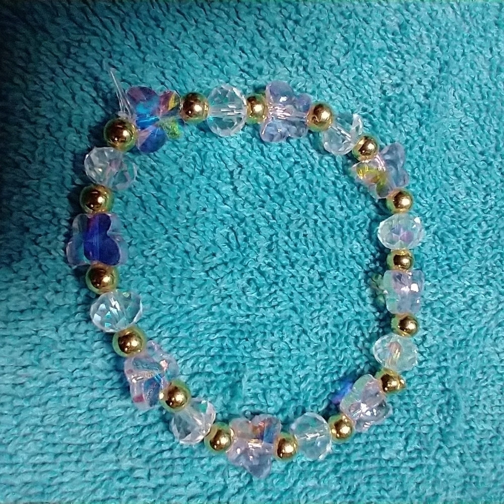Goldtone clear aurora beads butterfly stretch bracelet